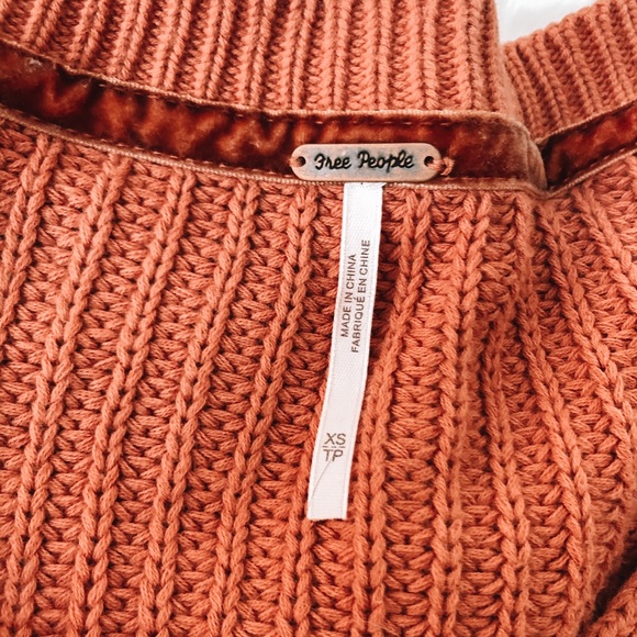 Free People Sweater!! - Picture 5 of 7
